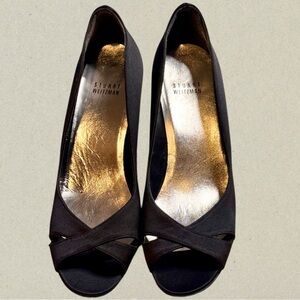 STUART WEITZMAN BLACK SATIN PEEP TOE DRESS PUMP Sz 8 leather sole Made In Spain